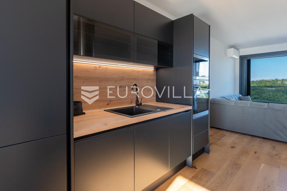 Apartma Na predaj -  Pula