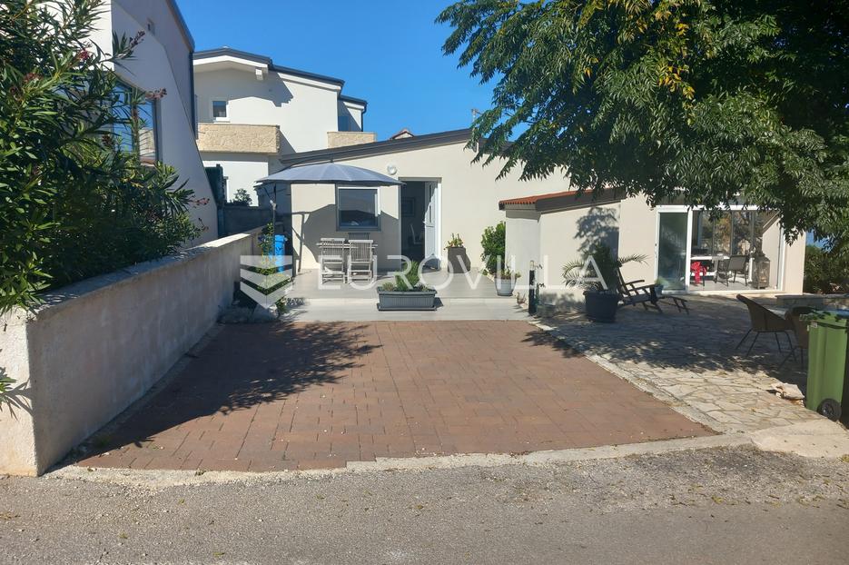 Maison À vendre -  Vir