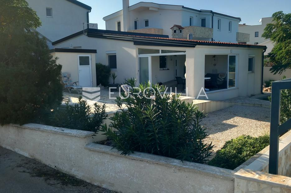 Maison À vendre -  Vir
