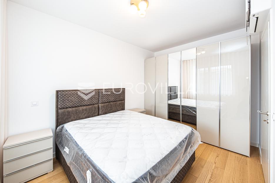 Appartement À vendre -  Peščenica - Žitnjak