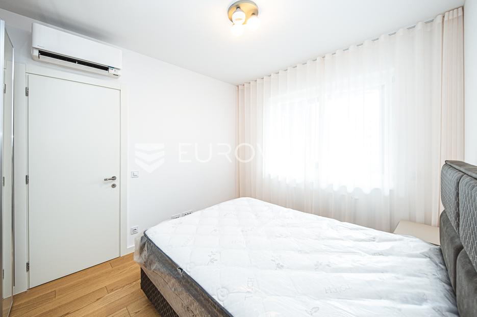 Appartement À vendre -  Peščenica - Žitnjak