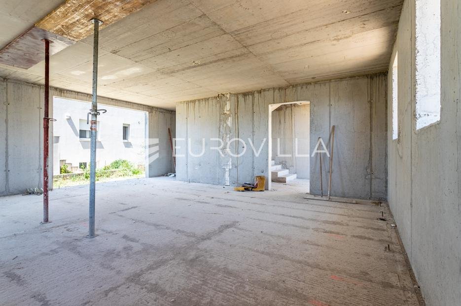 Apartmán Na predaj - Splitsko-dalmatinska Kaštela - foto 2/6