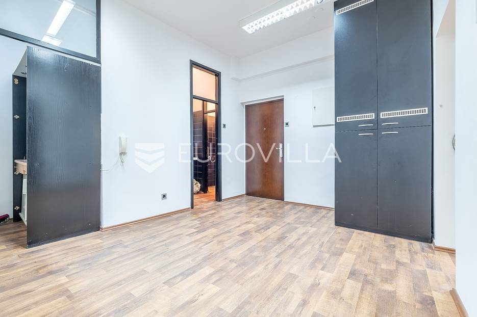 Gewerbefläche Zu verkaufen - Grad Zagreb Gornji Grad - Medveščak