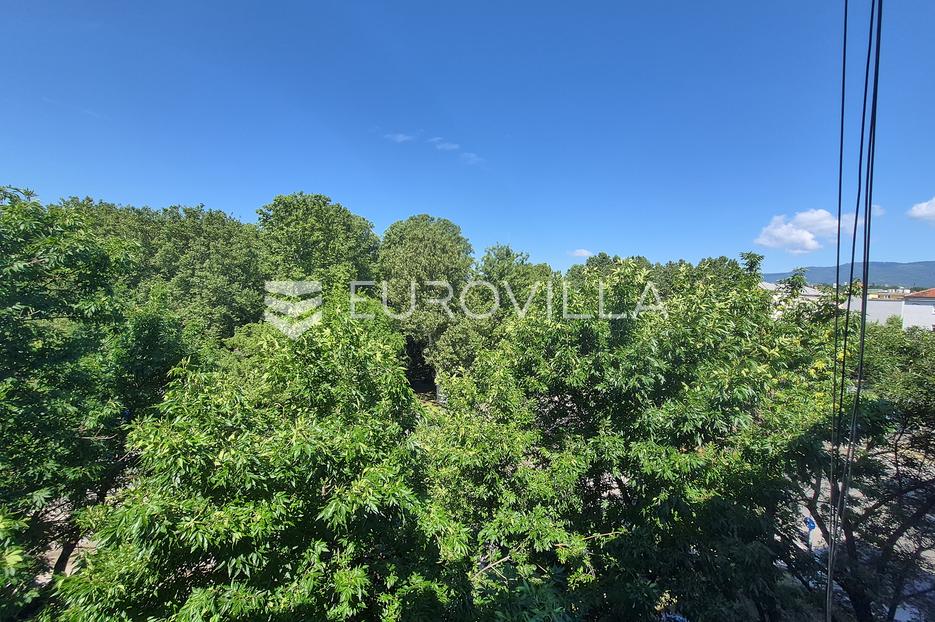 Appartement À vendre -  Donji Grad