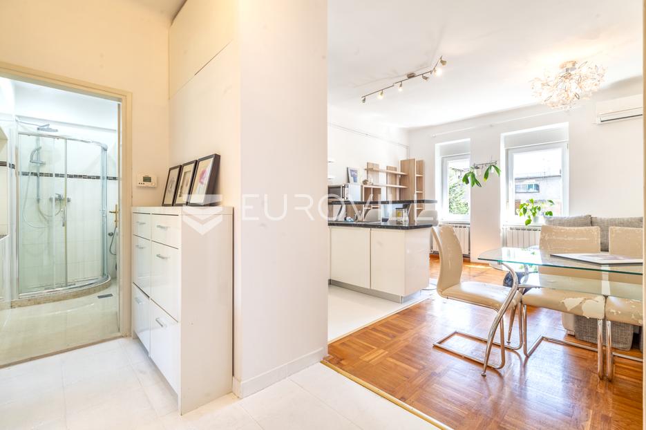 Appartement À vendre -  Donji Grad