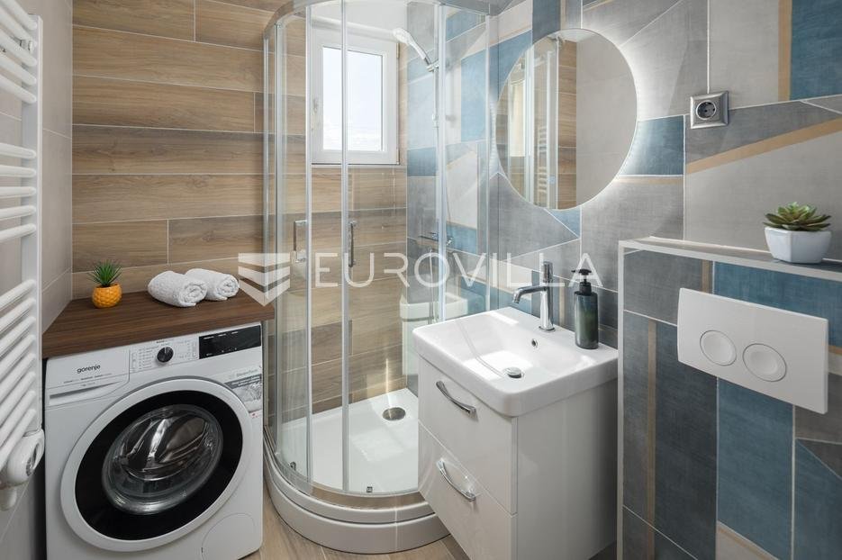 Apartment Zu vermieten - Istarska Poreč