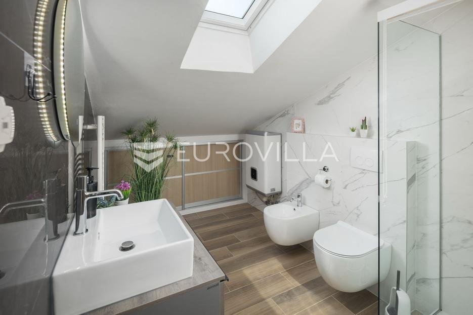 Apartment Zu vermieten - Istarska Poreč