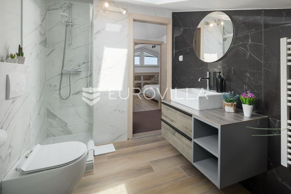 Apartment Zu vermieten - Istarska Poreč