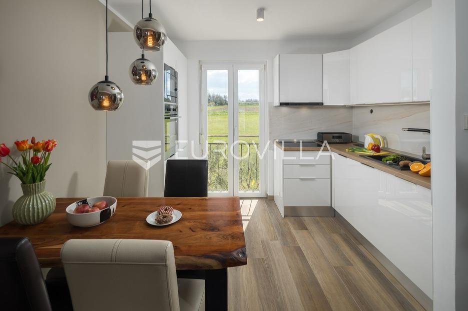 Apartment Zu vermieten - Istarska Poreč
