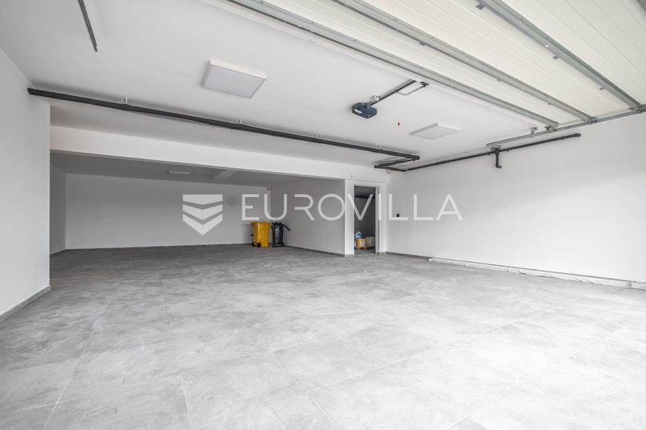 Haus Zu verkaufen -  Brezovica