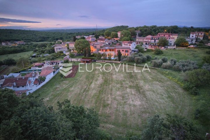 Land for sale 4621 m² – Šorići