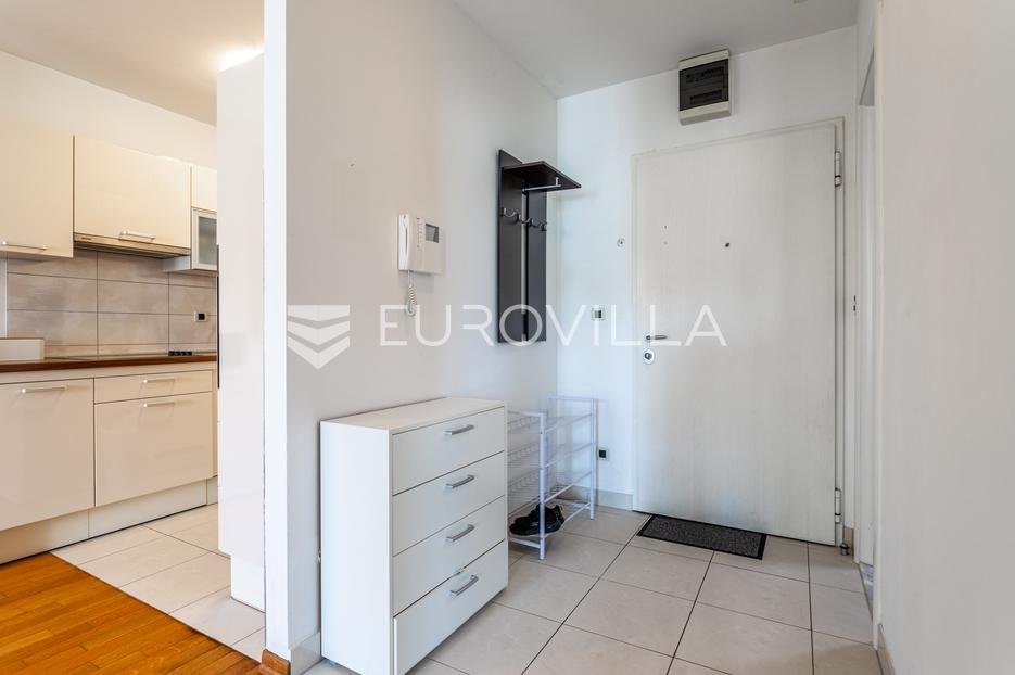 Flat For sale - Splitsko-dalmatinska Split