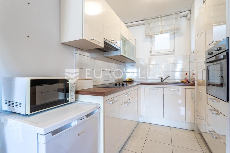 Flat For sale - Splitsko-dalmatinska Split