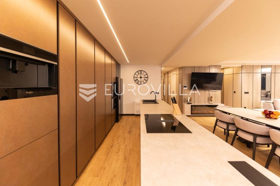 Haus Zu verkaufen - Zadarska Zadar