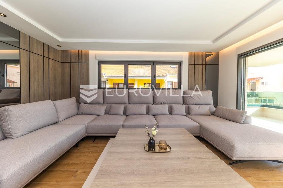 Haus Zu verkaufen - Zadarska Zadar