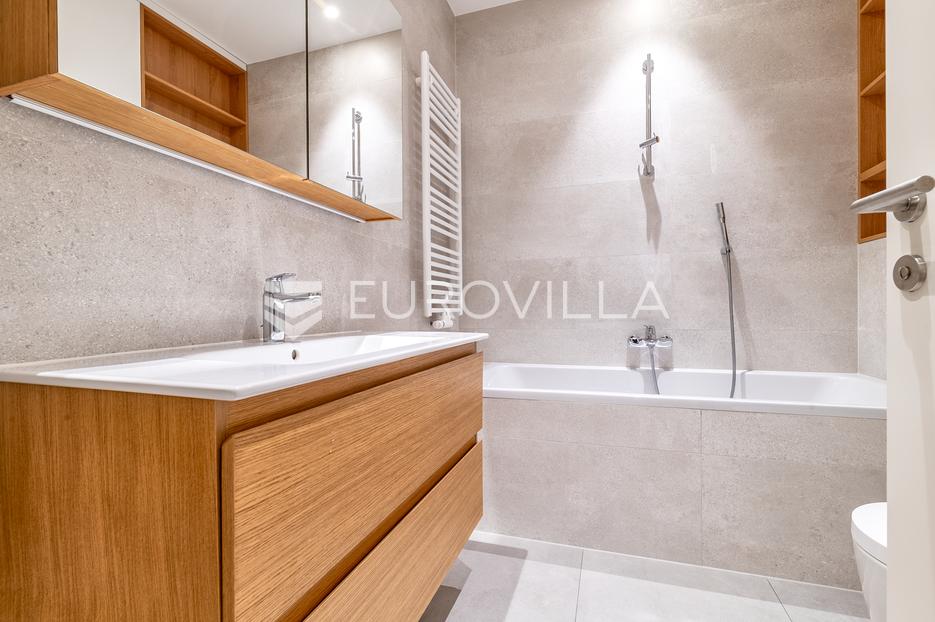 Appartement À vendre -  Peščenica - Žitnjak