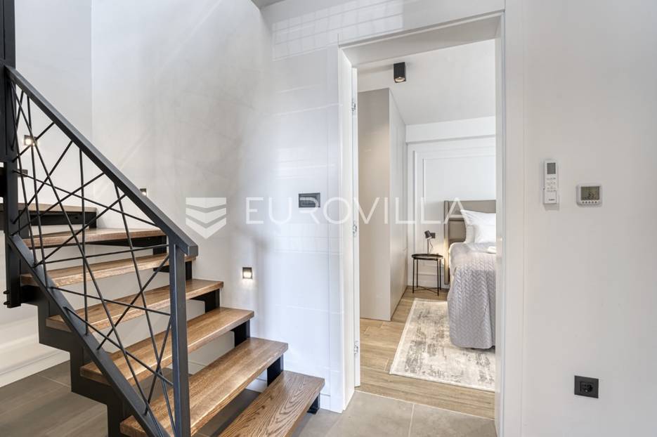 Apartment Zu verkaufen -  Krk