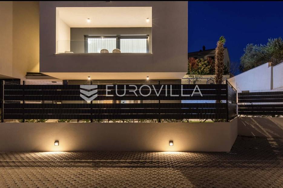Apartment Zu verkaufen -  Krk