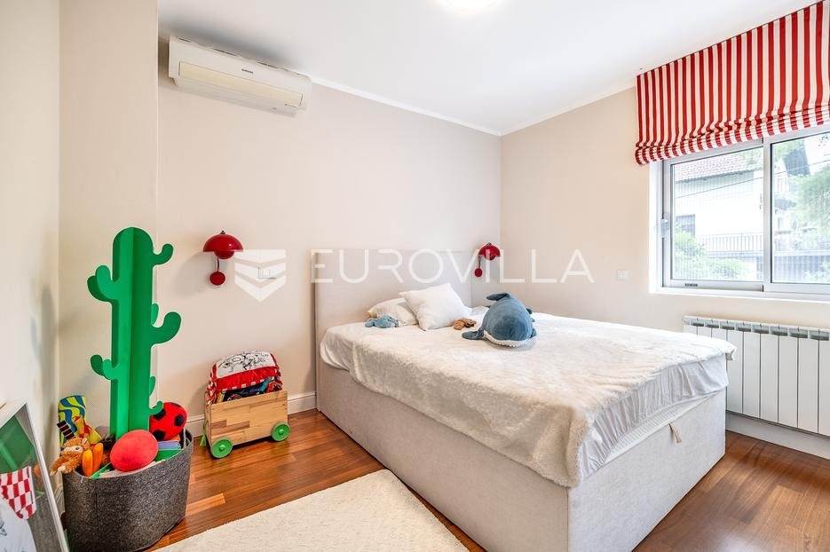 Casa In vendita - Grad Zagreb Podsljeme