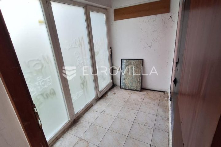 Locaux commerciaux À vendre - Karlovačka Karlovac - foto 3/5