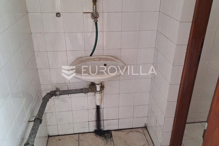 Locaux commerciaux À vendre - Karlovačka Karlovac - foto 5/5