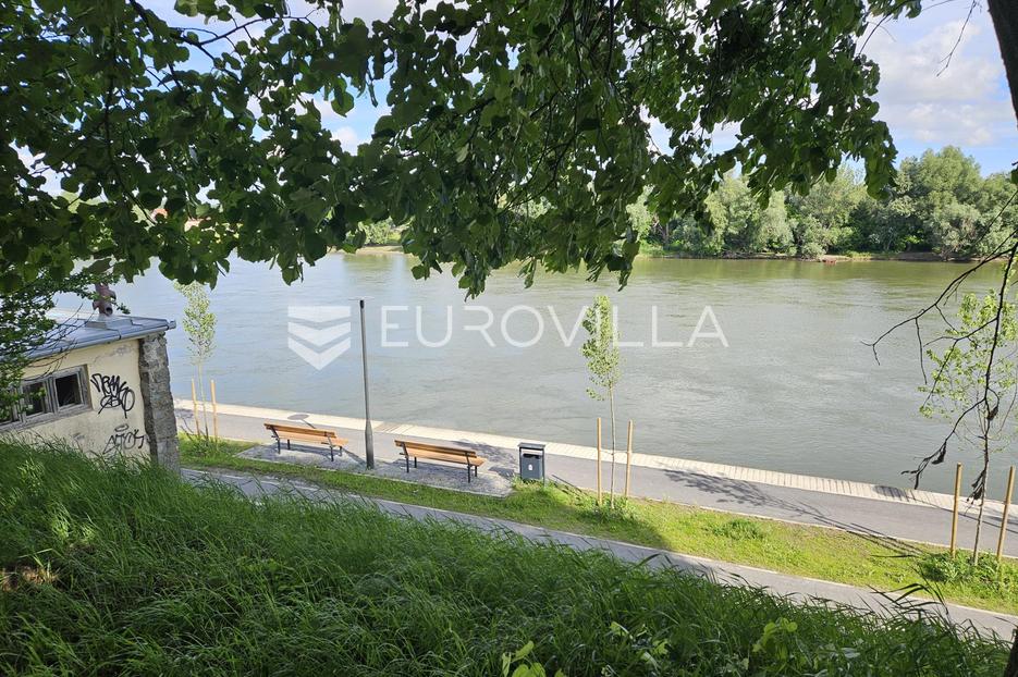 Dom Na predaj -  Osijek