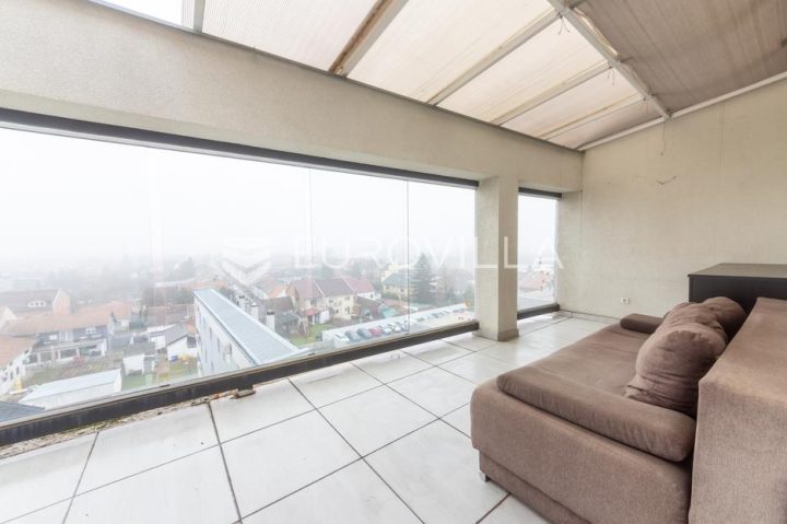Flat for sale 174 m² – Novi Grad