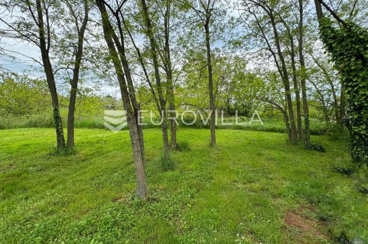 Terreno in vendita 1662 m² – Lovrečica