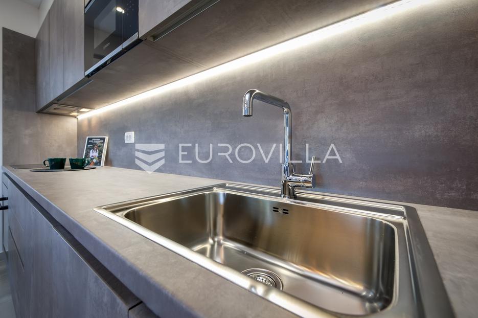 Appartamento In vendita -  Rovinj