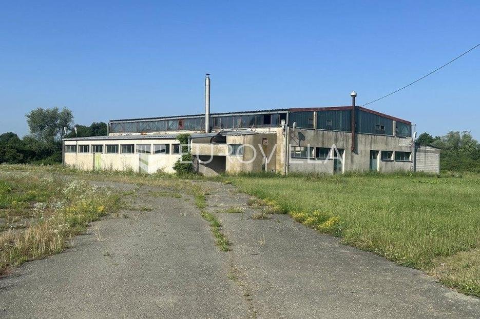 Terreno In vendita - Brodsko-posavska Staro Petrovo Selo - foto 1/2