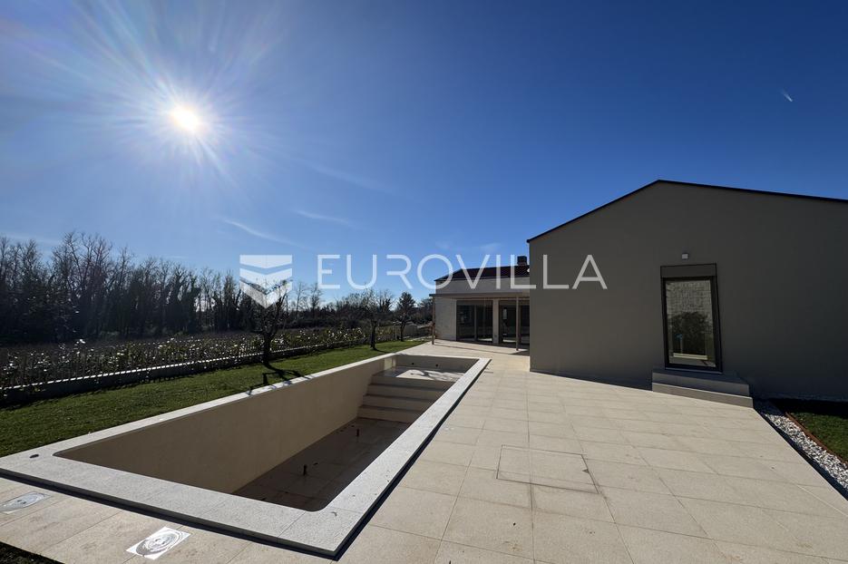 Casa In vendita -  Višnjan