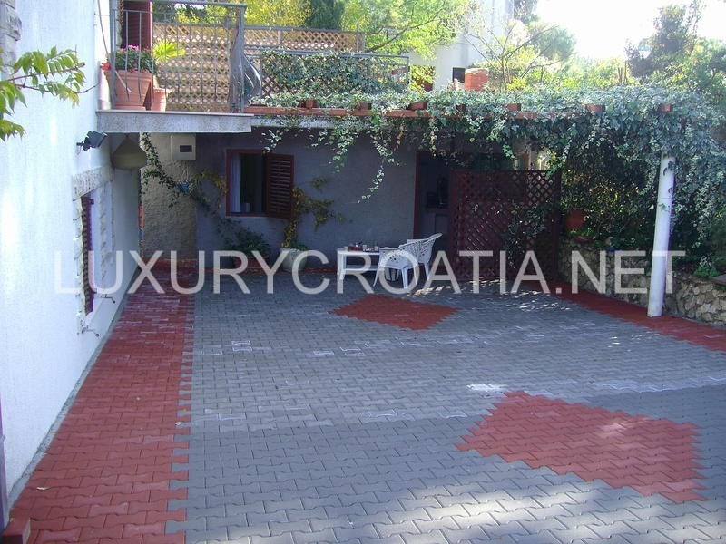 House For sale - SPLITSKO-DALMATINSKA  ČIOVO 