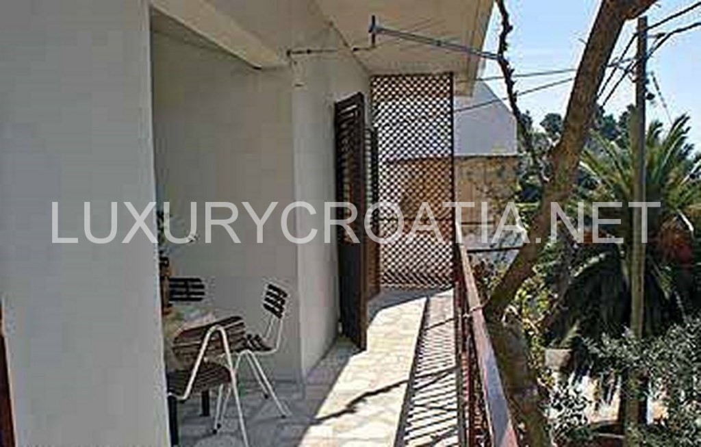 House For sale - SPLITSKO-DALMATINSKA  PODGORA 