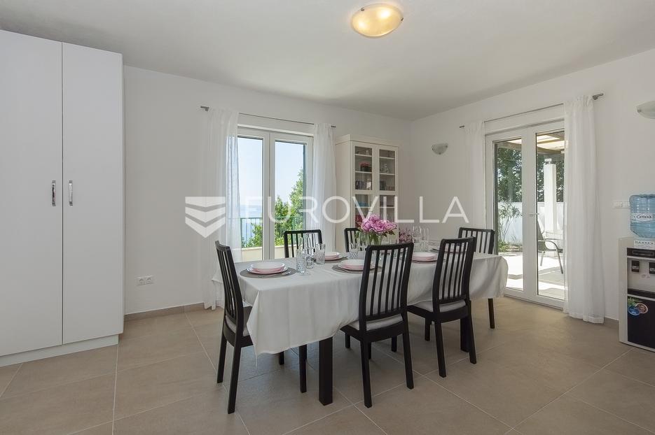 Casa In vendita -  Dugi Rat