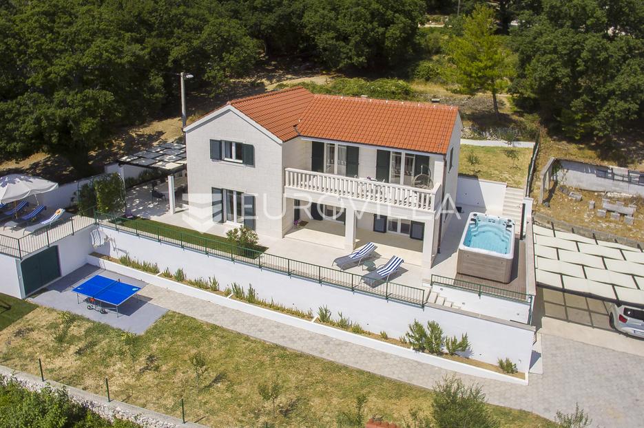 Casa In vendita -  Dugi Rat