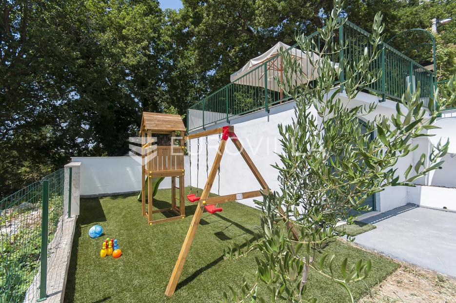 Casa In vendita -  Dugi Rat