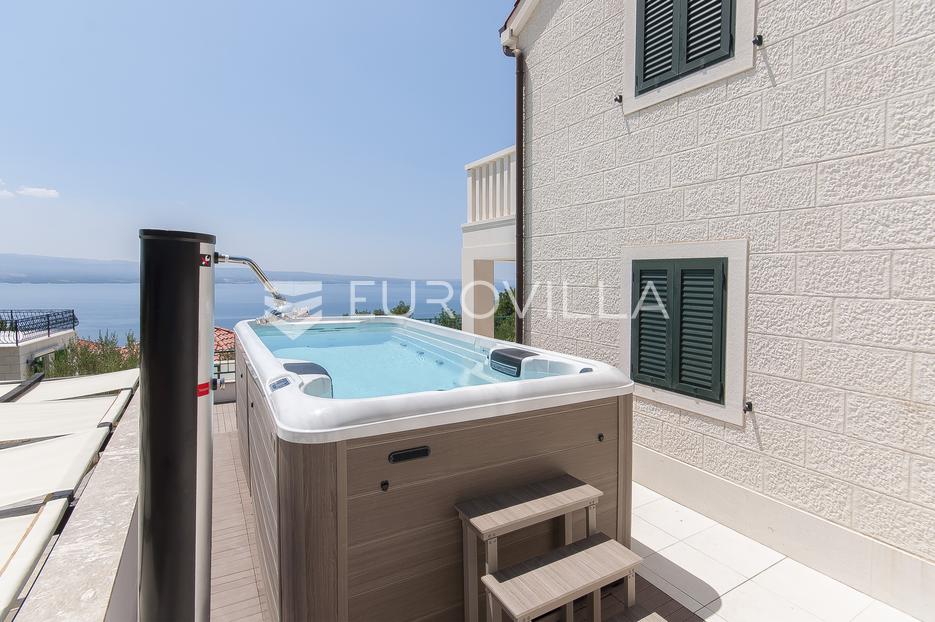 Casa In vendita -  Dugi Rat