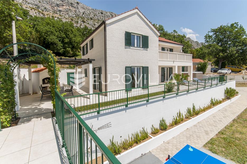 Casa In vendita -  Dugi Rat