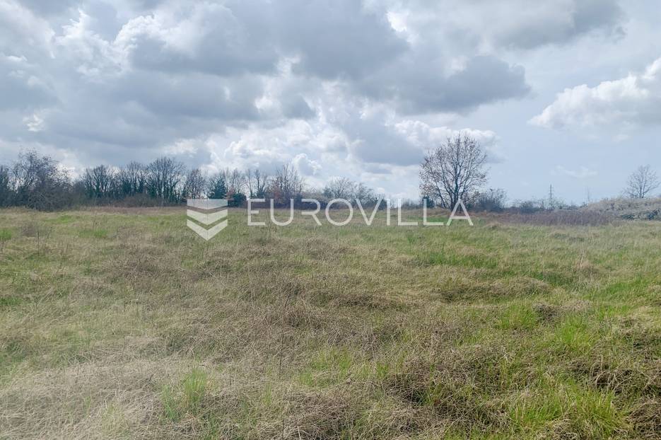 Grundstück Zu verkaufen - Istarska Svetvinčenat - foto 2/12