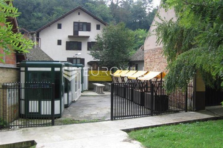 Komerční na prodej 198 m² – Ilok