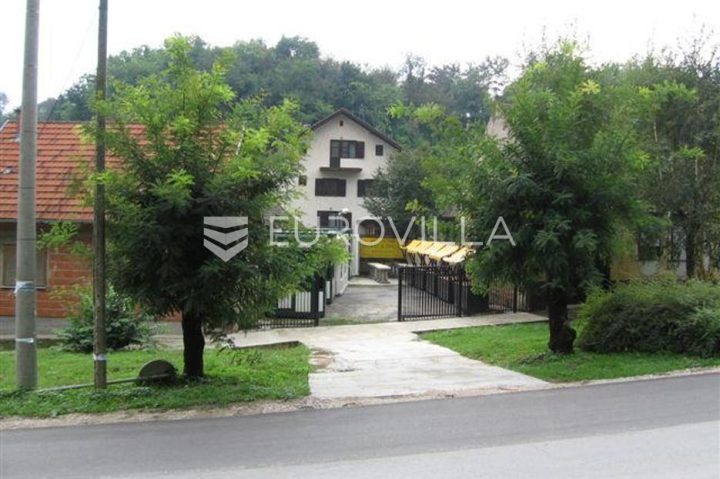 Locaux commerciaux À vendre - Vukovarsko-srijemska Ilok - foto 2/3
