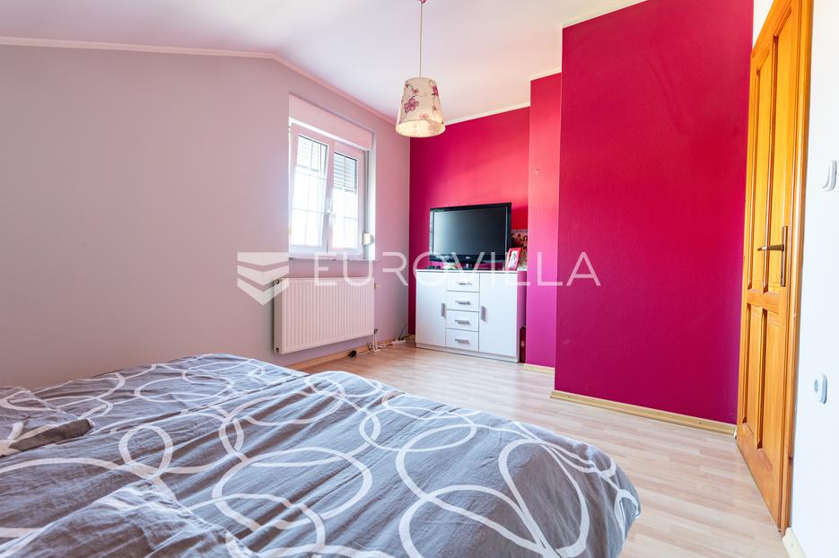 Haus Zu verkaufen -  Požega