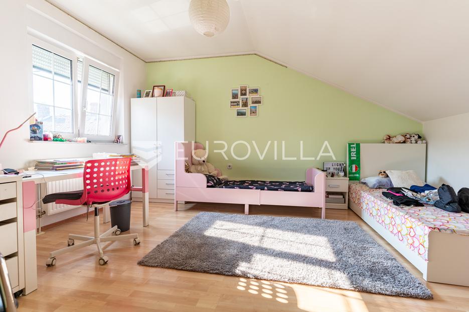 Haus Zu verkaufen -  Požega