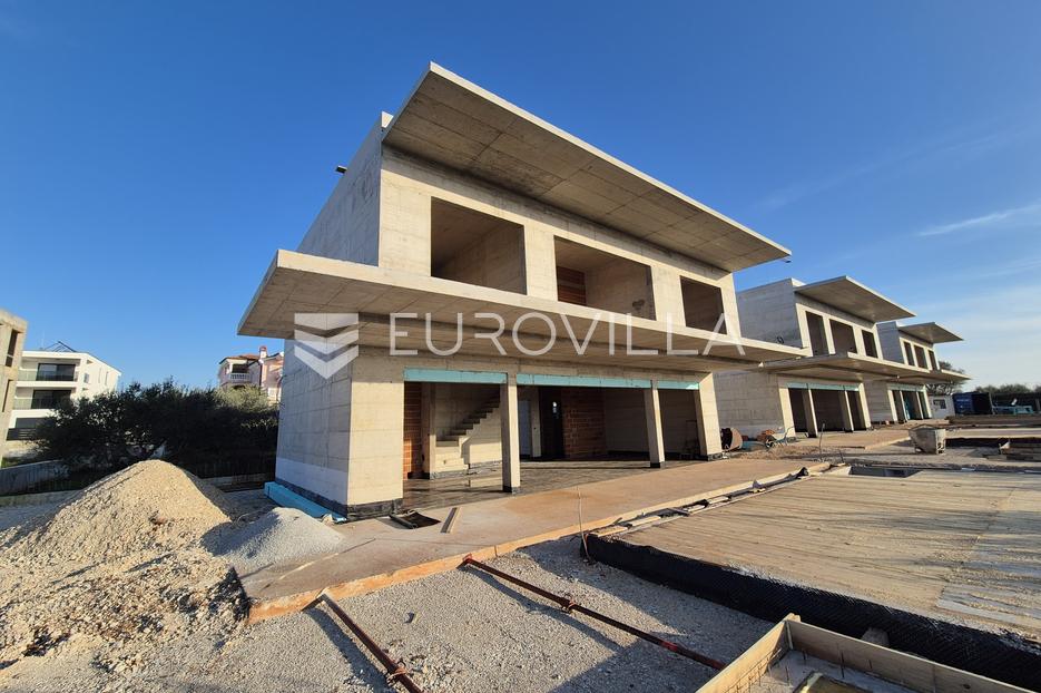 Casa In vendita - Poreč - foto 1/36