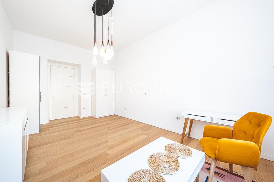 Apartmán Na prodej -  Donji Grad