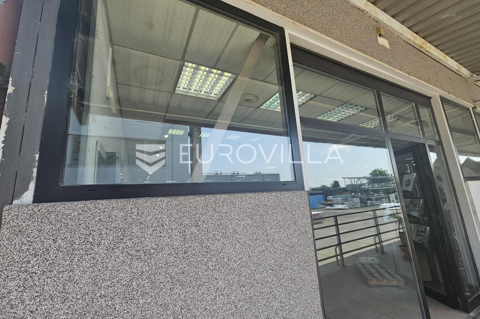 Poslovni prostor Na prodaju -  Osijek