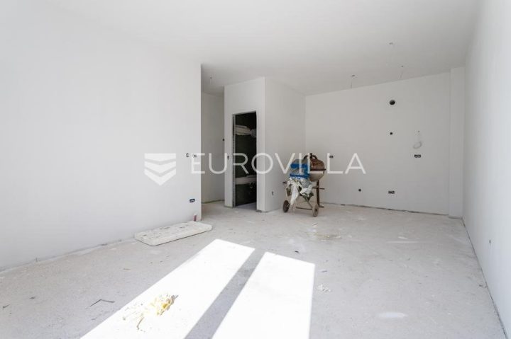Apartmán na prodej 67 m² – Trogir