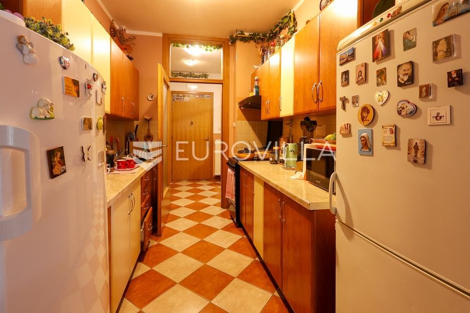 Apartma Naprodaj - Brodsko-posavska Slavonski Brod