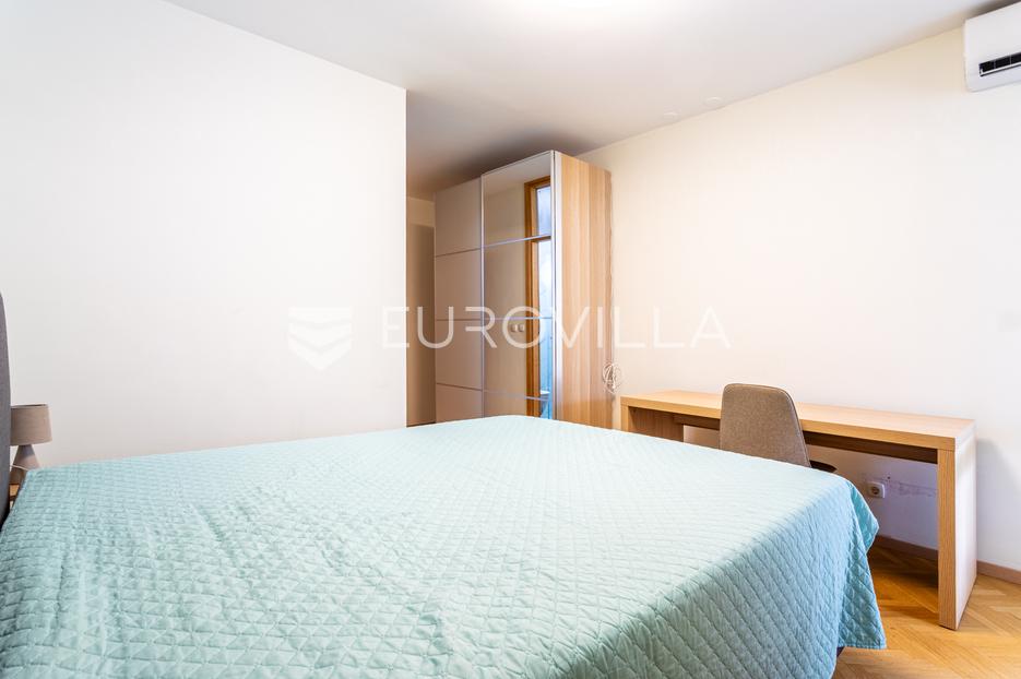 Appartamento In vendita -  Split