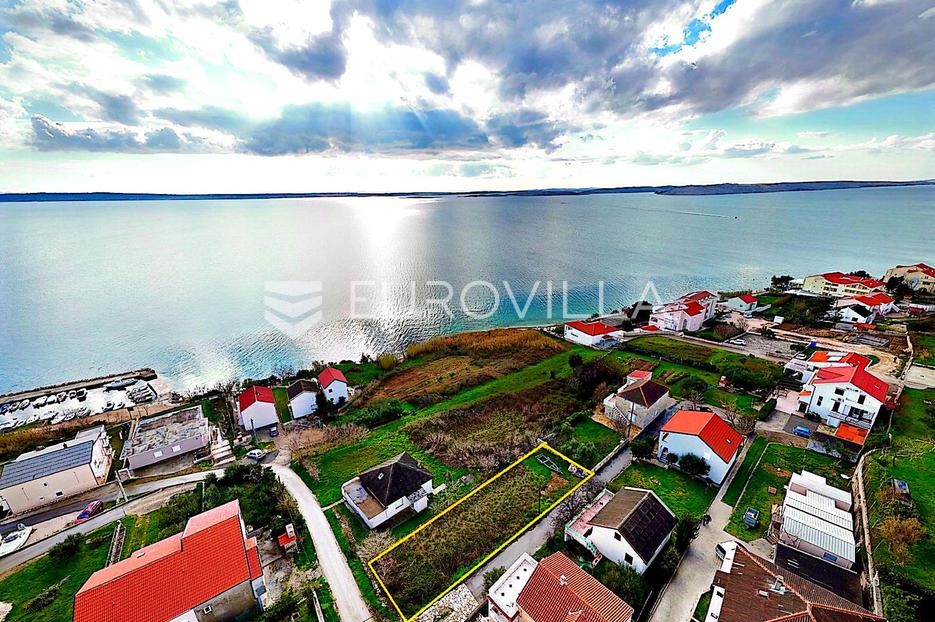 Zemljište Na prodaju -  Ražanac